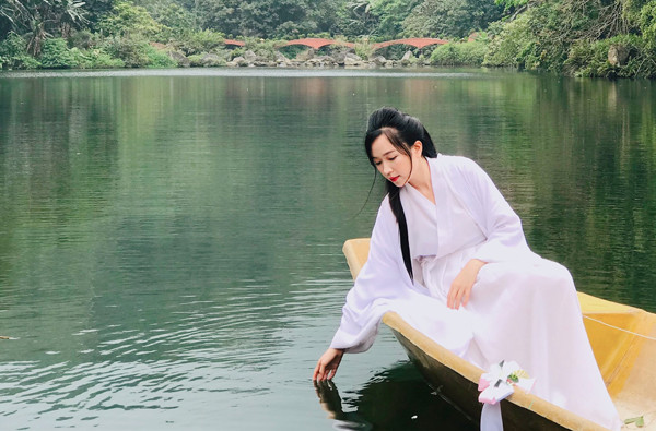 Lan của Những cô gái trong thành phố ra mắt MV, đánh dấu sự lấn sân sang lĩnh vực âm nhạc? ảnh 1