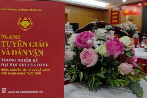 Ra mắt cuốn sách về ngành Tuyên giáo và Dân vận trong nhiệm kỳ Đại hội XIII của Đảng