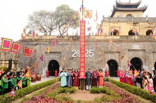 Hoàng thành Thăng Long tổ chức chuỗi hoạt động văn hóa chào Xuân Bính Ngọ 2026