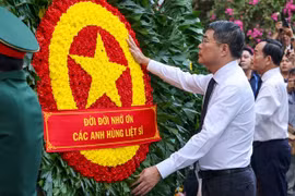 Thủ tướng Lê Minh Hưng: Bằng mọi giá, phải nỗ lực, quyết tâm cao nhất để tìm kiếm, quy tập và xác định danh tính hài cốt liệt sĩ