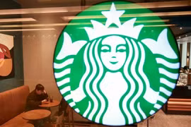 Giám đốc Starbucks Hàn Quốc bị sa thải sau chiến dịch quảng cáo gây tranh cãi