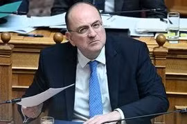 Thứ trưởng Hy Lạp từ chức vì tranh cãi bằng cấp