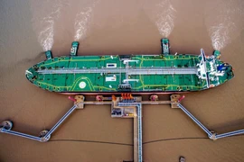 Trung Quốc đàm phán với Iran để vận chuyển dầu qua eo biển Hormuz