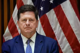 Tổng thống Trump đề cử ông Jay Clayton làm Giám đốc Tình báo Quốc gia