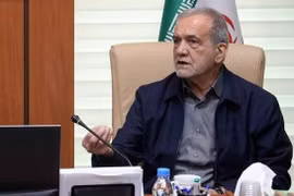 Tổng thống Iran: Không thế lực nào có thể ép người dân Iran đầu hàng