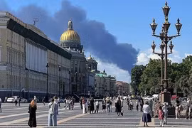 Thành phố St. Petersburg hứng chịu cuộc tấn công UAV quy mô lớn