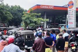 Sri Lanka mạnh tay xử lý tình trạng tích trữ nhiên liệu