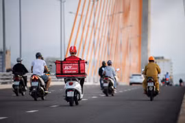 Đơn giản hóa gửi hàng cá nhân tiện lợi mùa nắng nóng