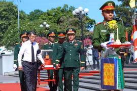 Thủ tướng Lê Minh Hưng dự lễ viếng, truy điệu và an táng liệt sĩ tại tỉnh Quảng Trị