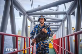 Những "pháo đài thép" huyền thoại nơi thềm lục địa phía Nam