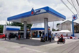 Hơn 400 trạm xăng ở Philippines đóng cửa do giá nhiên liệu tăng cao