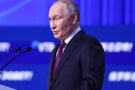 Tổng thống Putin ký luật đầu tiên quản lý toàn diện tiền số tại Nga