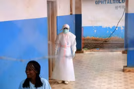 Dịch Ebola ở Congo khiến hơn 1.700 người tử vong, tốc độ lây lan nhanh chưa từng có