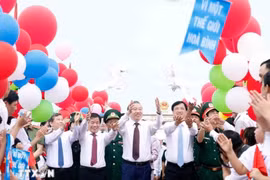 Tổng Bí thư, Chủ tịch nước Tô Lâm dự lễ thượng cờ 'Thống nhất non sông'