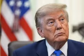 Tổng thống Trump tuyên bố Mỹ đã rà phá toàn bộ thủy lôi và mở eo biển Hormuz
