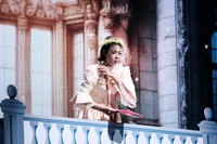 "Romeo và Juliet" mở màn "Gala Cười 2026"