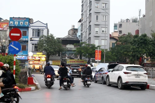 Cần mạnh tay thiết lập lại trật tự đô thị ở phường Khương Đình