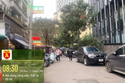 Trật tự đô thị tại ngõ 4 Dương Đình Nghệ: "Nhờn luật"? 