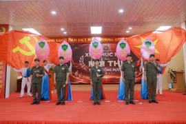 Khẳng định vị trí, vai trò của lực lượng tham gia bảo vệ an ninh, trật tự ở cơ sở