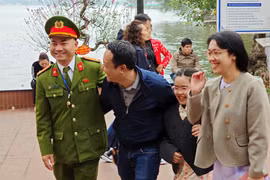 Duy trì các biện pháp đảm bảo ANTT, an toàn thực phẩm tại phủ Tây Hồ và điểm tham quan, du lịch