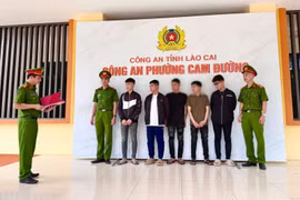 Khởi tố nhóm thanh thiếu niên phóng xe máy, gây rối trật tự công cộng
