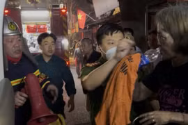 Không sợ hãi trước hiểm nguy, giải cứu an toàn những người mắc kẹt trong đám cháy là trên hết