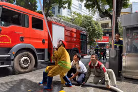 Thực tập sát thực tế, nâng cao năng lực ứng phó cháy lớn