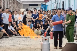 Hướng dẫn phòng ngừa hỏa hoạn và kỹ năng thoát nạn an toàn cho cán bộ, công nhân viên 