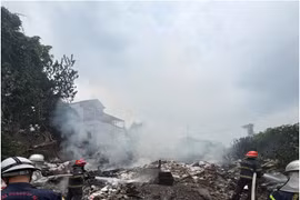 Cảnh báo nguy cơ cháy lan từ việc tự ý đốt rác trong khu dân cư