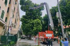 Thực tập phương án chữa cháy, cứu nạn, cứu hộ tại Bệnh viện Đa khoa Xanh Pôn