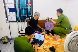 Xuyên lễ, Công an xã Yên Lãng tận tụy phục vụ nhân dân