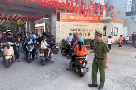 Chủ động bảo đảm ATGT tại cổng trường trước ngày khai giảng năm học mới