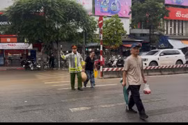 Gần gũi nhân dân để giữ bình yên phố phường