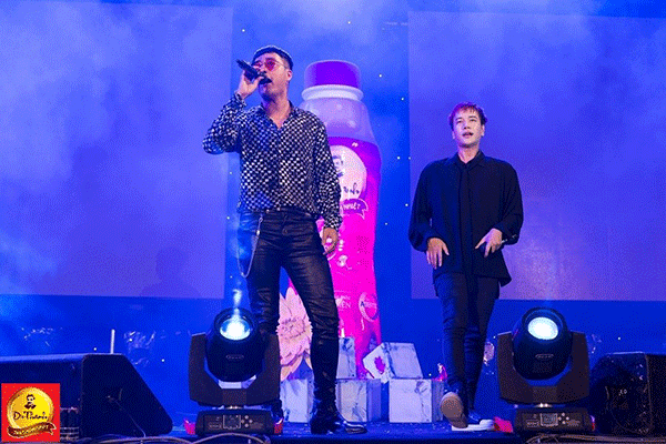 Huyền My hào hứng trước thử thách "chơi hàng nóng mà vẫn tươi" cùng bạn trẻ Đà Nẵng ảnh 10 Huyền My hào hứng trước thử thách "chơi hàng nóng mà vẫn tươi" cùng bạn trẻ Đà Nẵng ảnh 10