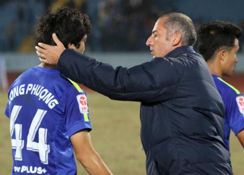 Bầu Đức: "Tôi chẳng lo chuyện HAGL có thể xuống hạng" ảnh 2