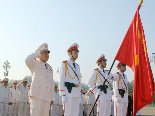 Công an TP Hà Nội báo công dâng Chủ tịch Hồ Chí Minh ảnh 1
