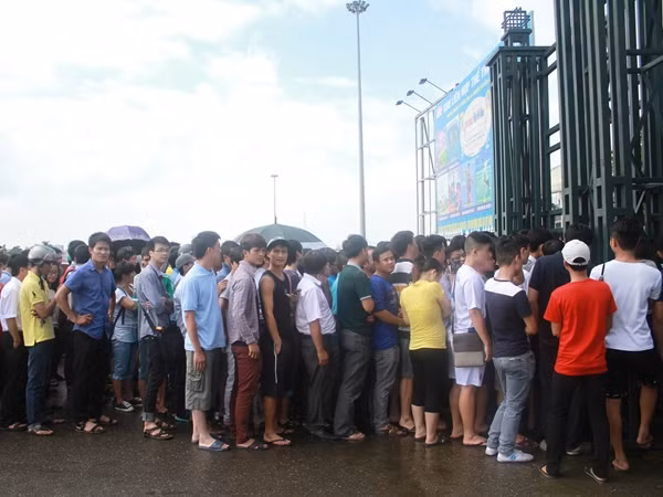 Bất ngờ với thông báo về vé trận ĐTVN - Man City ảnh 1