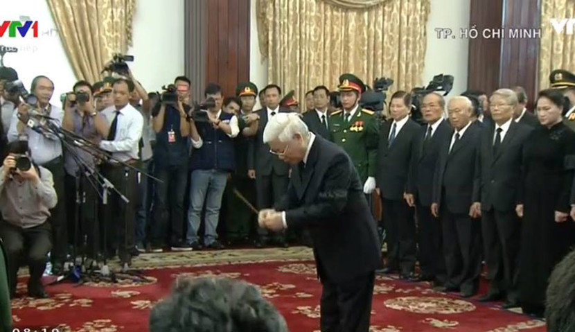 Trực tiếp: Lễ viếng nguyên Thủ tướng Phan Văn Khải ảnh 4 Trực tiếp: Lễ viếng nguyên Thủ tướng Phan Văn Khải ảnh 4