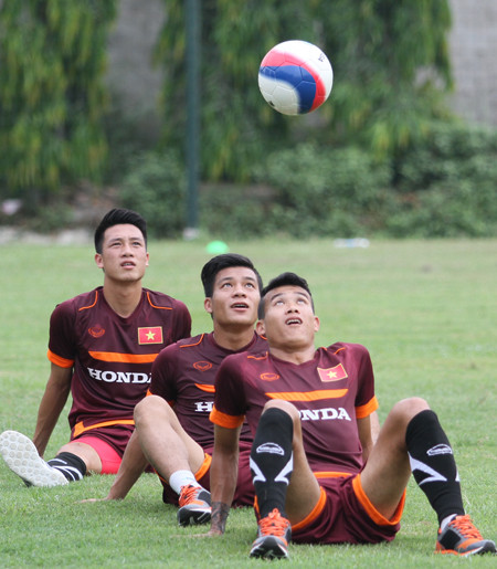 Dàn “thương binh” U23 Việt Nam thích thú với bài tập lạ ảnh 3