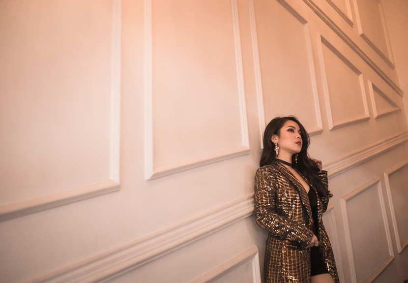 Nhân tố bí ẩn của "Giọng hát Việt 2019" gây "sốt" với MV đầu tay ảnh 7