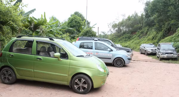 Cận cảnh chiêu "mát-xa chữa bách bệnh" của "cô" Phú Sông Công ảnh 2