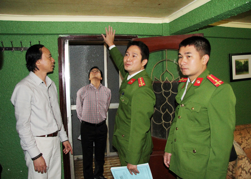 Bắt đầu kiểm tra đột xuất một loạt cơ sở karaoke, bar, vũ trường ở Hà Nội ảnh 4