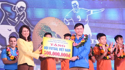Tuyển Futsal Việt Nam nhận thưởng "khủng" nhất từ trước đến giờ ảnh 1