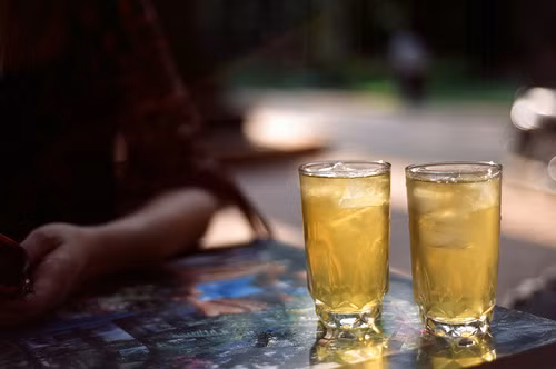 Xa Hà Nội nhớ trà đá vỉa hè… ảnh 3