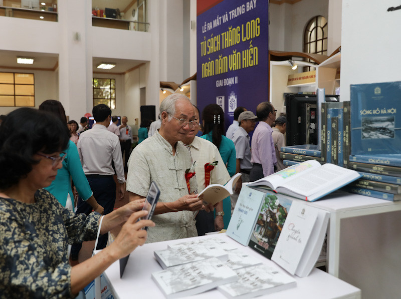 Sưu tầm gần 9.000 trang tư liệu nước ngoài viết về Thăng Long –Hà Nội ảnh 2