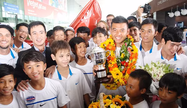 Lý Hoàng Nam: "Tôi học hỏi được rất nhiều từ Djokovic, Federer" ảnh 2