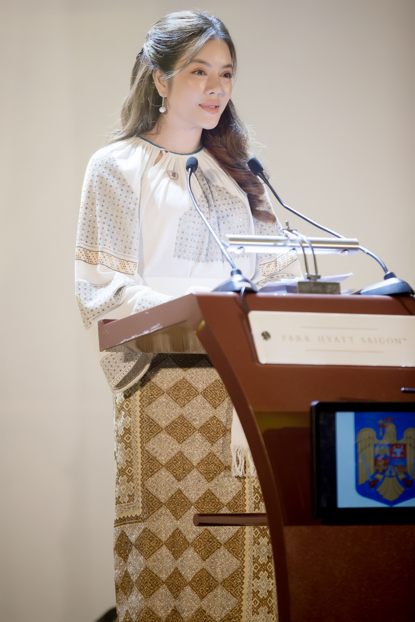 Lý Nhã Kỳ chính thức nhậm chức Lãnh sự danh dự Rumani tại TP.HCM ảnh 4