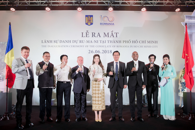 Lý Nhã Kỳ chính thức nhậm chức Lãnh sự danh dự Rumani tại TP.HCM ảnh 6