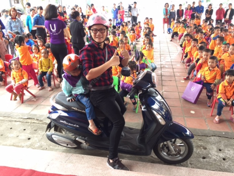 Hoàng Bách bận rộn với vai trò đại sứ và hoạt động xã hội ảnh 8