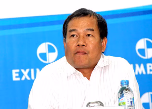 VFF rốt ráo phạt Văn Quyết nhưng lại "bỏ qua" lỗi của CLB Khánh Hòa!? ảnh 1